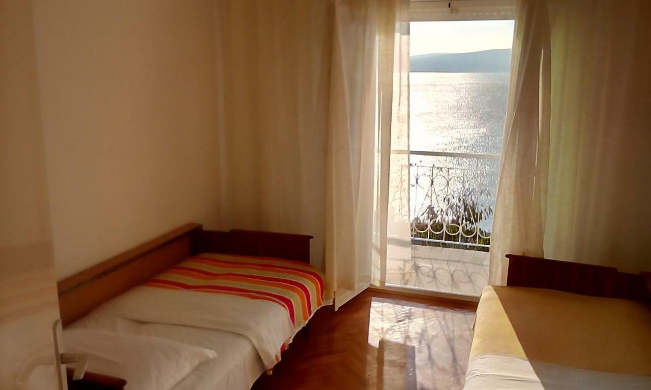 Apartment Antonija Senj  Buitenkant foto