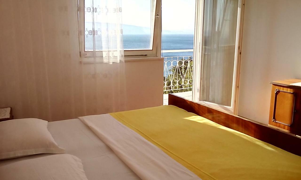 Apartment Antonija Senj  Buitenkant foto